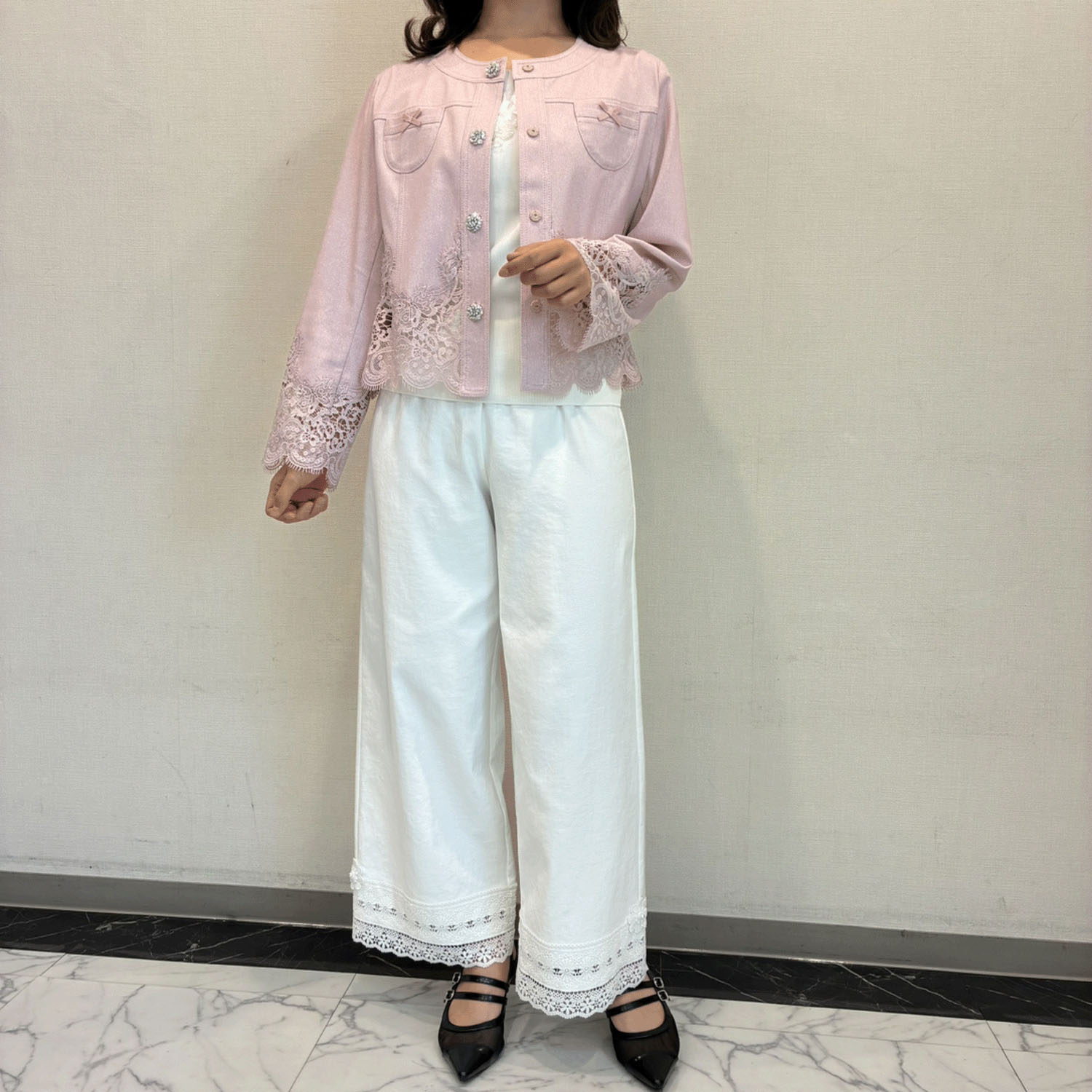 【2月下旬入荷予定】Super Beauty 裾レース切替転写素材ノーカラージャケット - 画像16