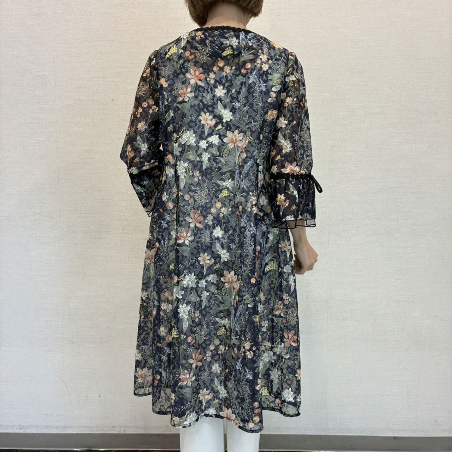 Super Beauty レース素材フラワープリントV開きジャケット - 画像4