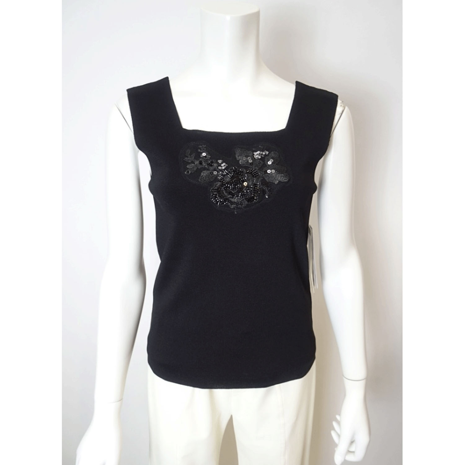 Super Beauty 胸元スパンコール刺繍ノースリーブニット - 画像7