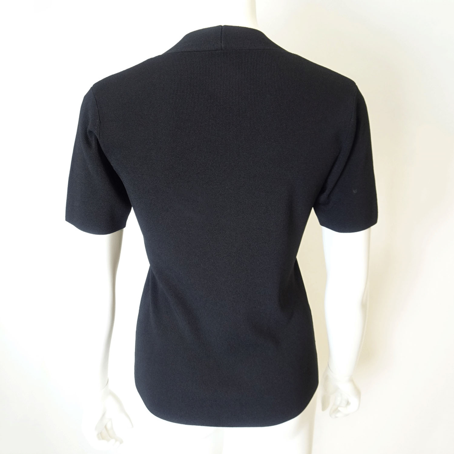 Super Beauty 胸元スパンコール刺繍Vネック半袖セーター - 画像9