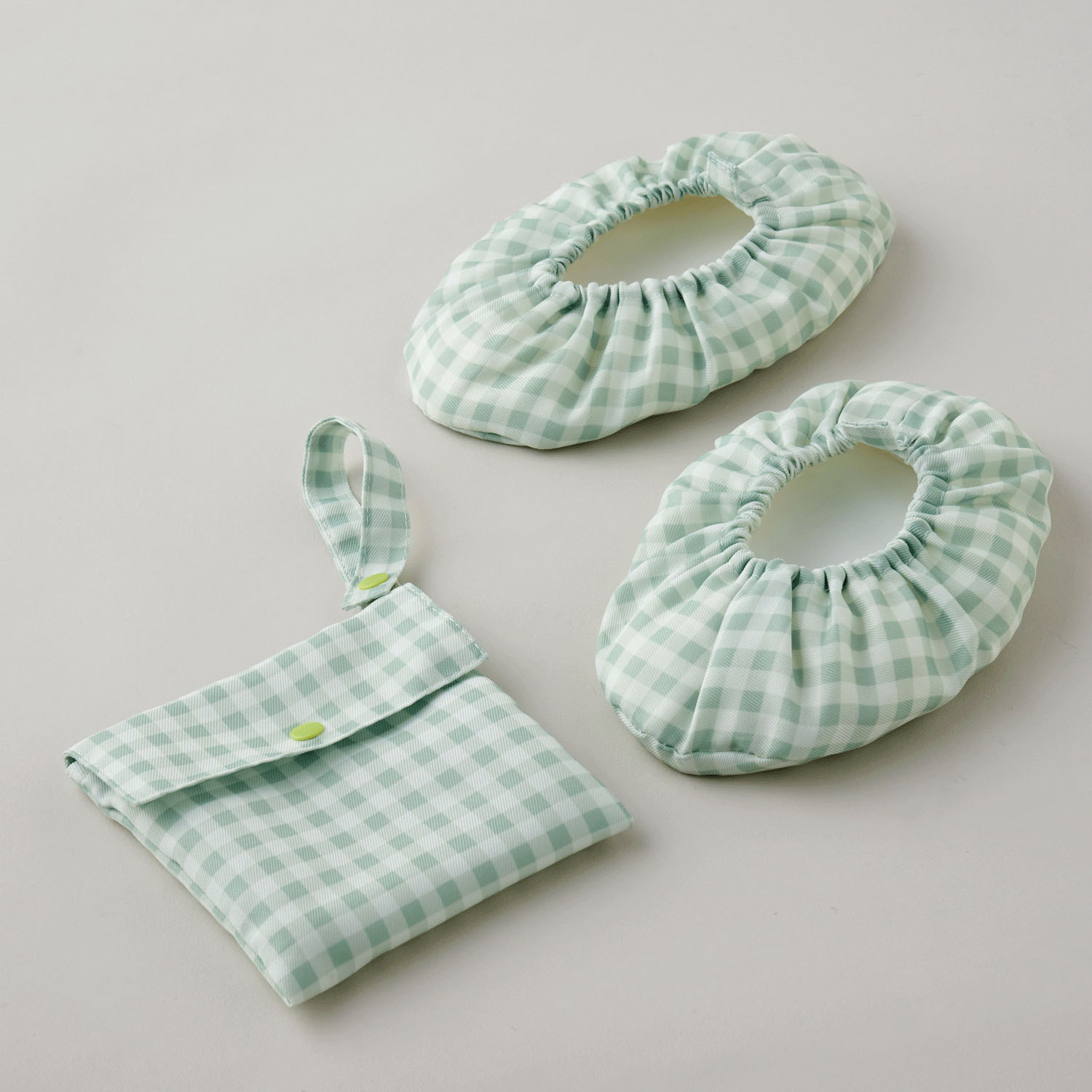 ギンガムチェックのシューズカバー グリーン