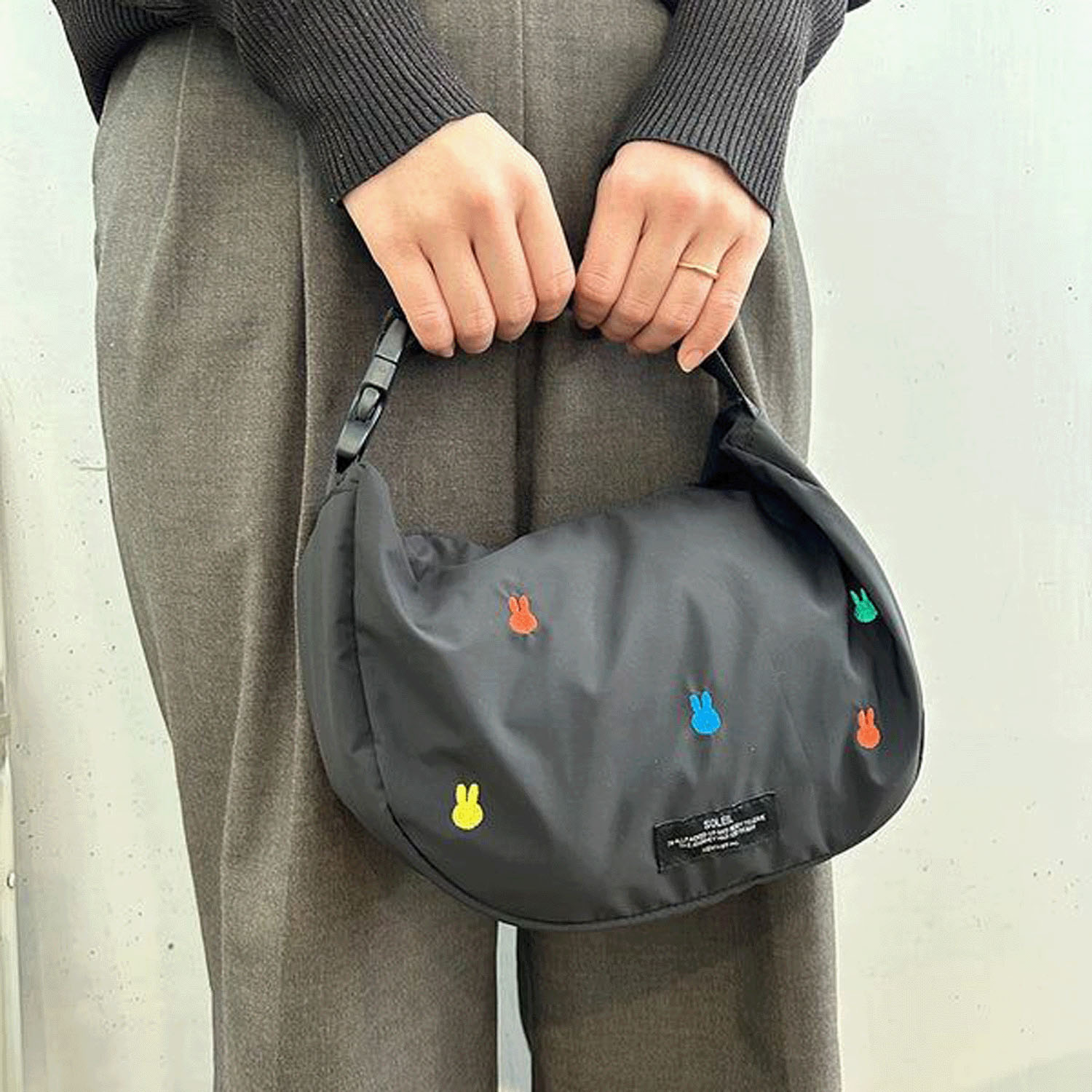 ディックブルーナ ソレイユウィークエンドショルダー ART MUSEUM - 画像5