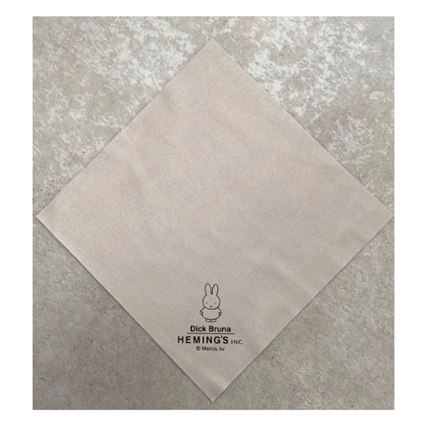 ミッフィー キャリングメガネケース （Dick Bruna） STRAWBERRY - 画像3