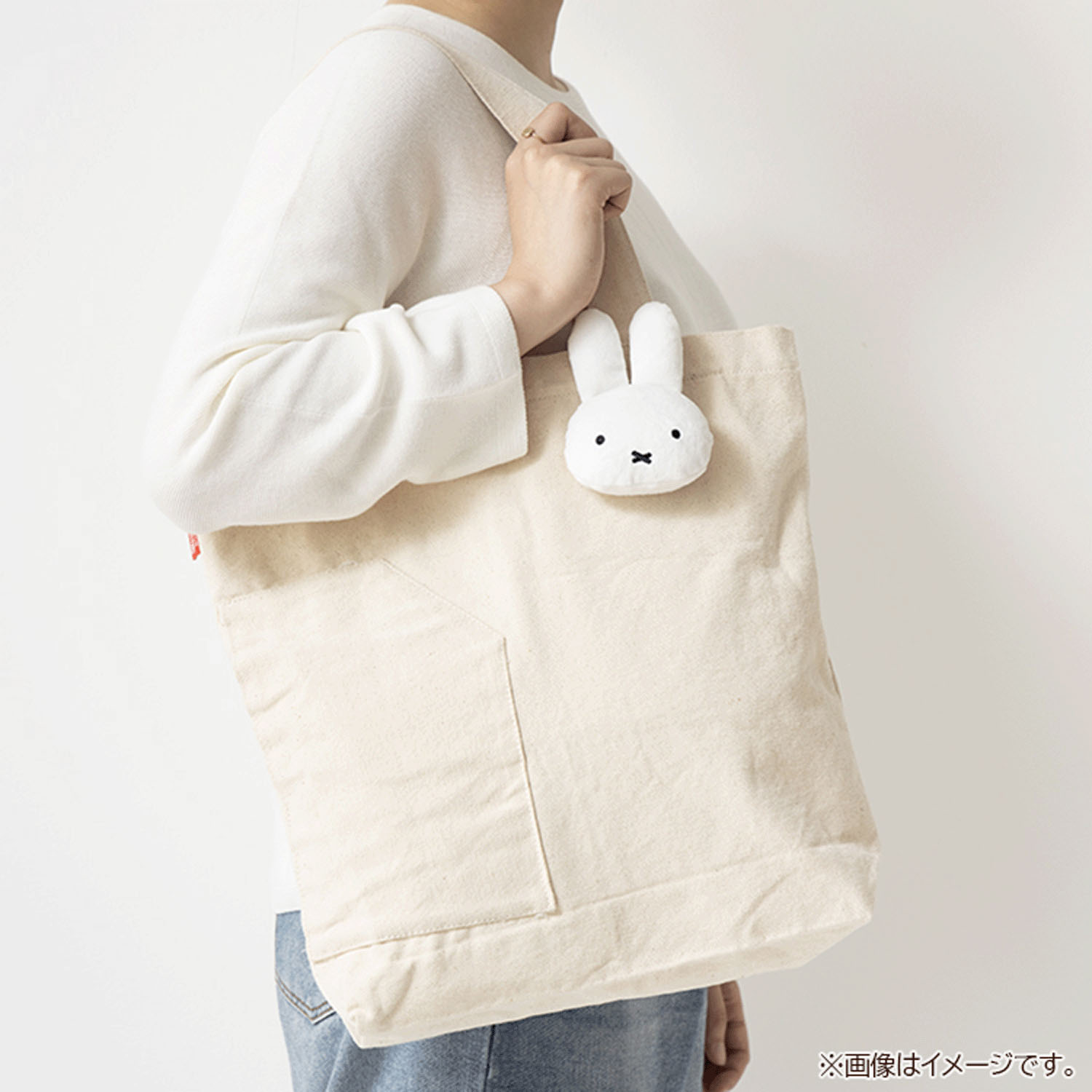 ミッフィー フェイス型バッグチャーム miffy アイボリー - 画像3