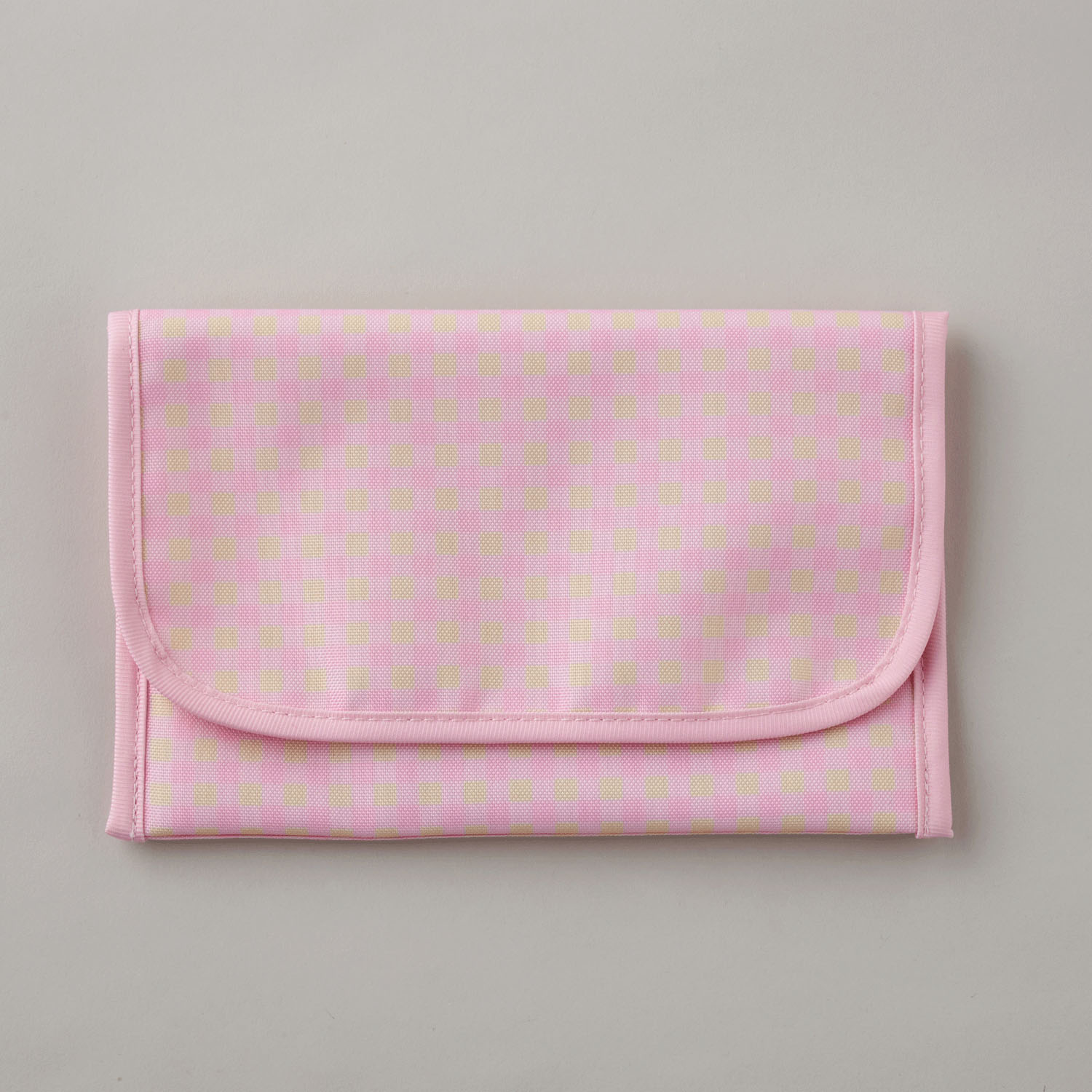 ギンガムチェックの母子手帳ケース ピンク