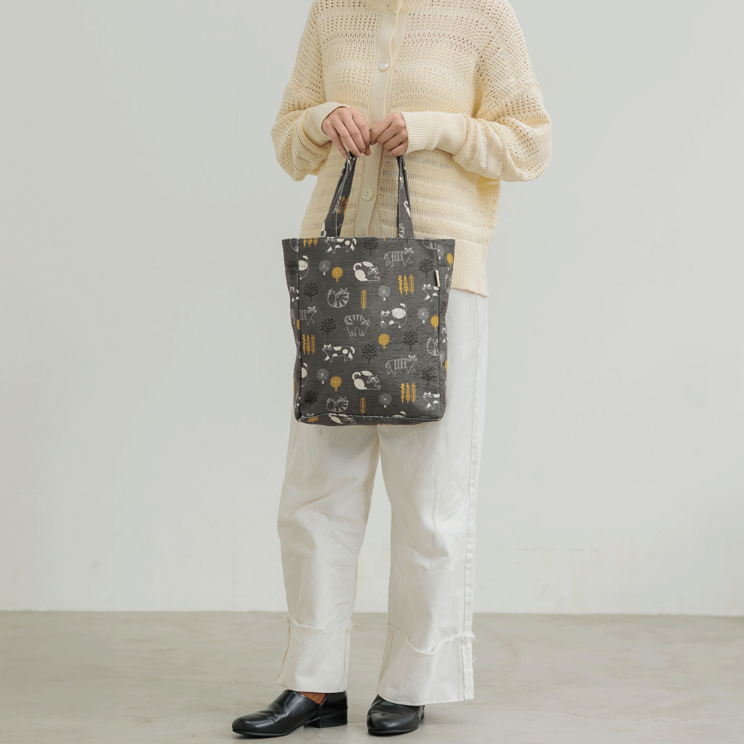 fikalycka A4トートバッグ シェニール グレー - 画像3