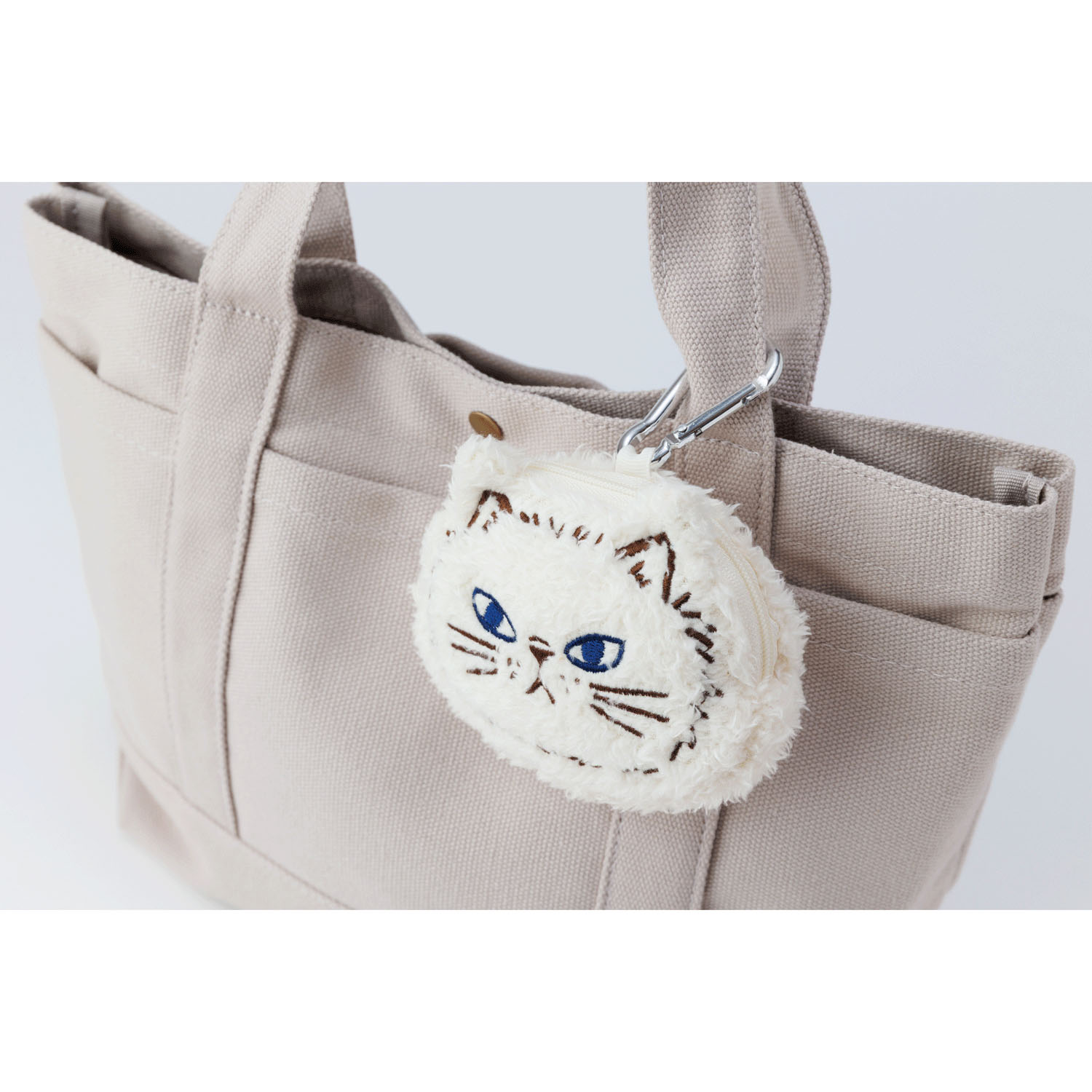 fikalycka ダイカットフェイスポーチ ベージュ - 画像3