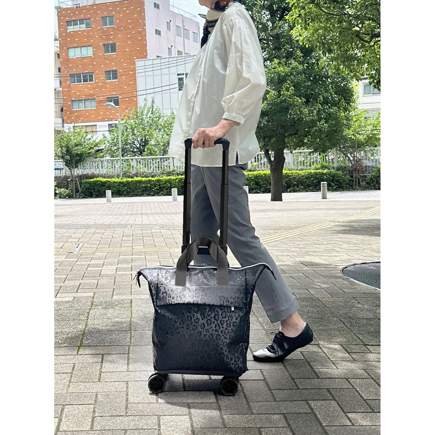 【取り寄せ商品】 【COCORO】 レオパード4輪ショッピングカート