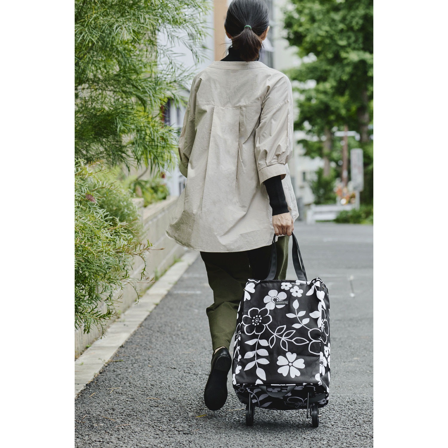 【cocoro コ・コロ】 保冷・保温 フラワーハンディトート