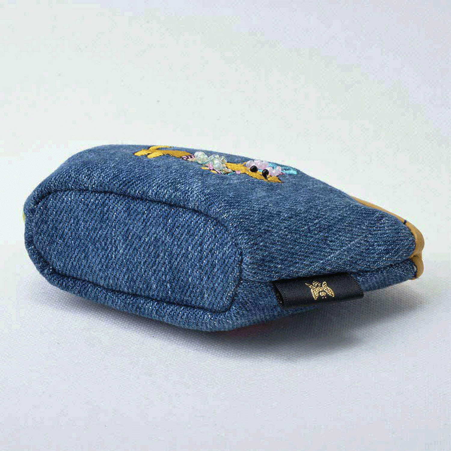 Think Bee！ ハッピーポーズミニポーチ - 画像3