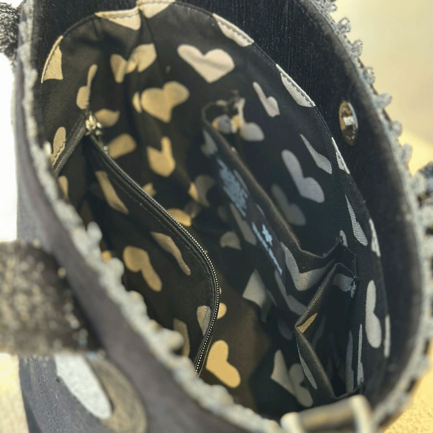 Think Bee！ グリッターブラックミニトート - 画像5