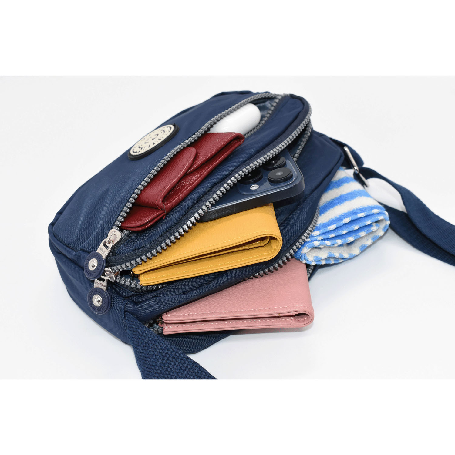 MERRIMENT ナイロン軽量ポケット充実ショルダーバッグ - 画像8