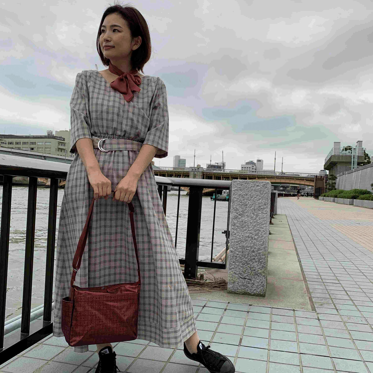 【2026年5月1日～価格変更】キキ2 シンプル角ポシェット L