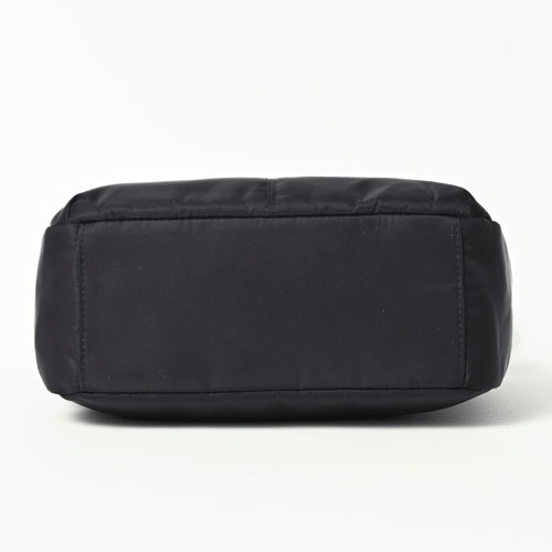 BORSETTIAMO 撥水ナイロン横型ショルダーバッグ - 画像9