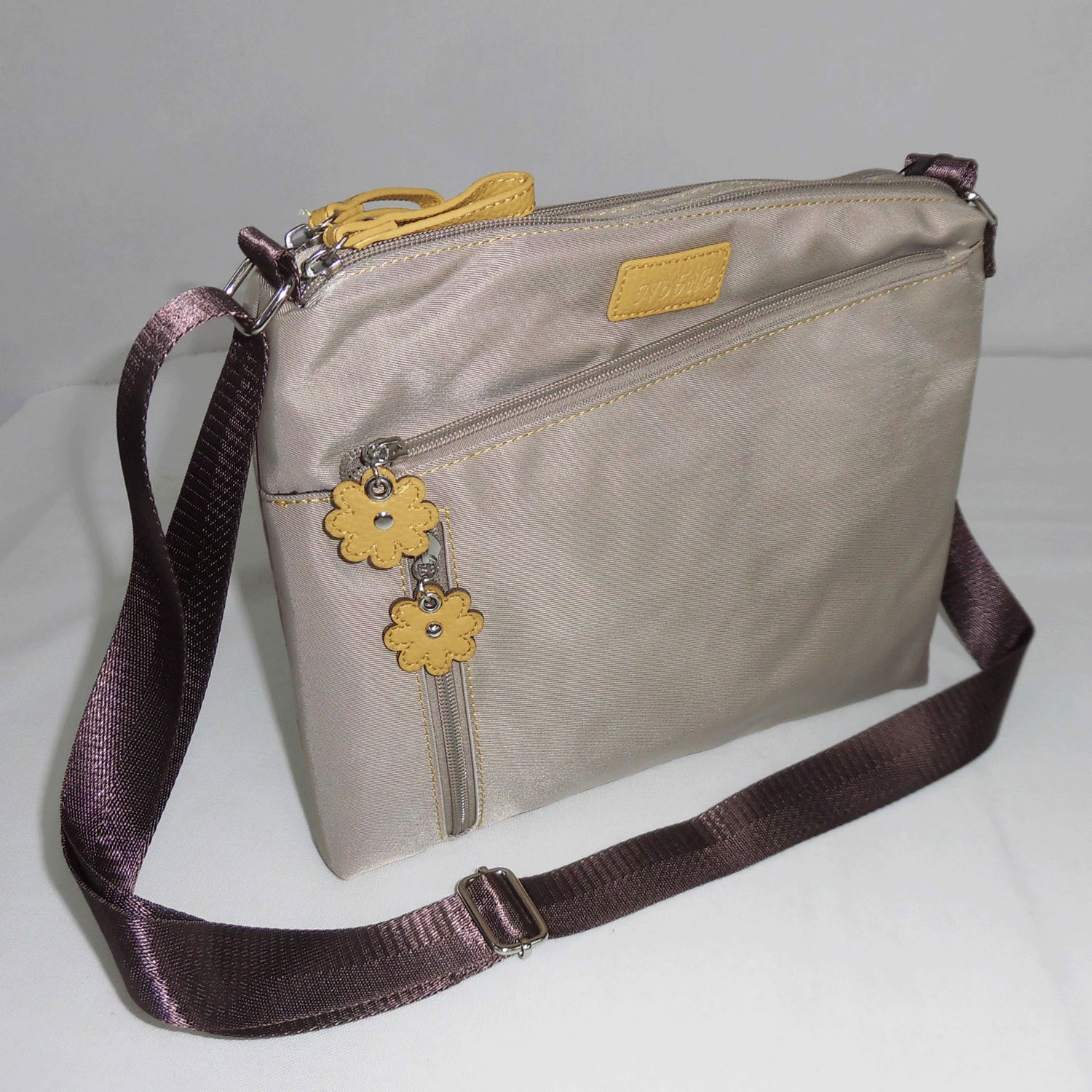 ナイロン多機能横型ショルダーバッグ - 画像3