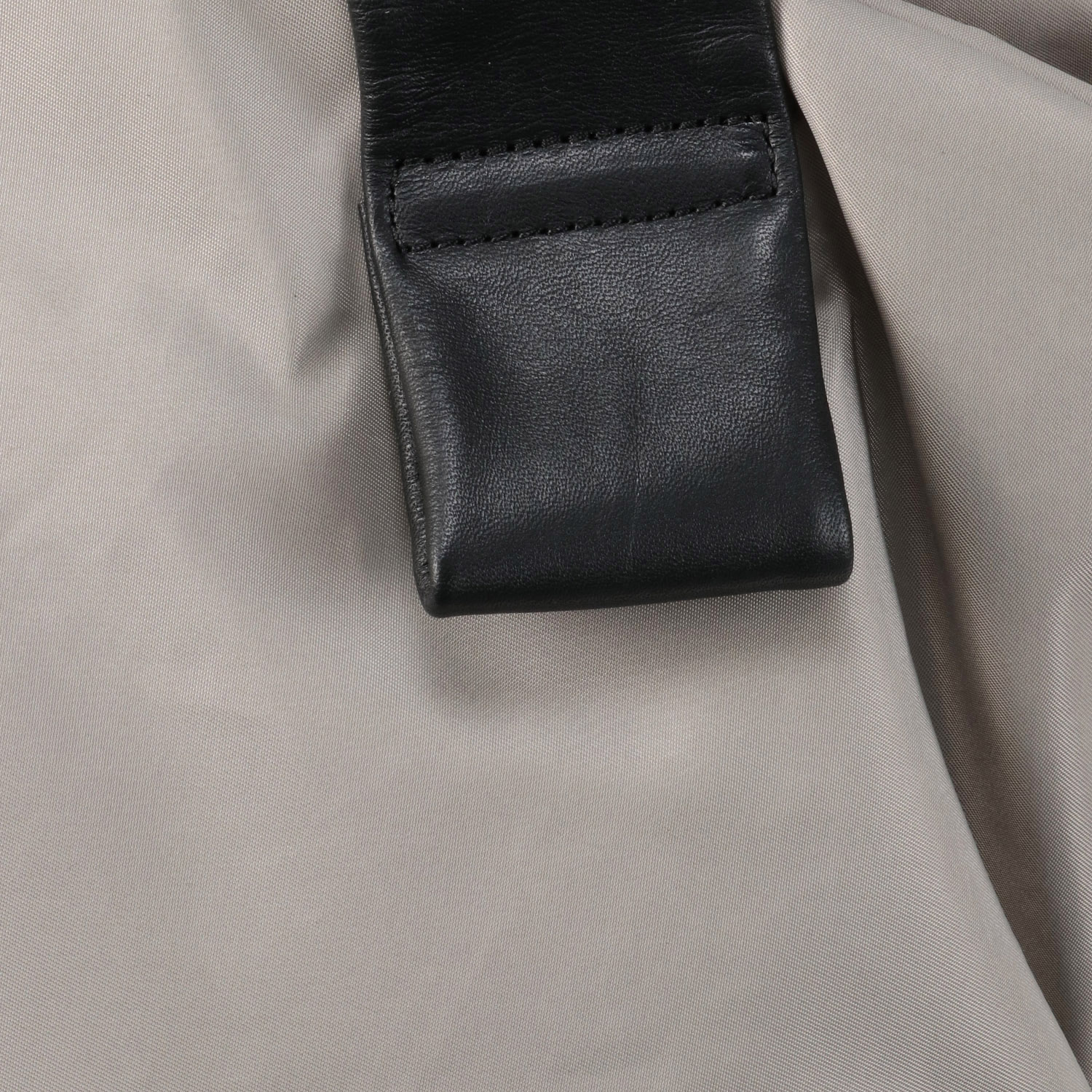 ReVA リサイクルナイロン×牛革トートバッグ - 画像4