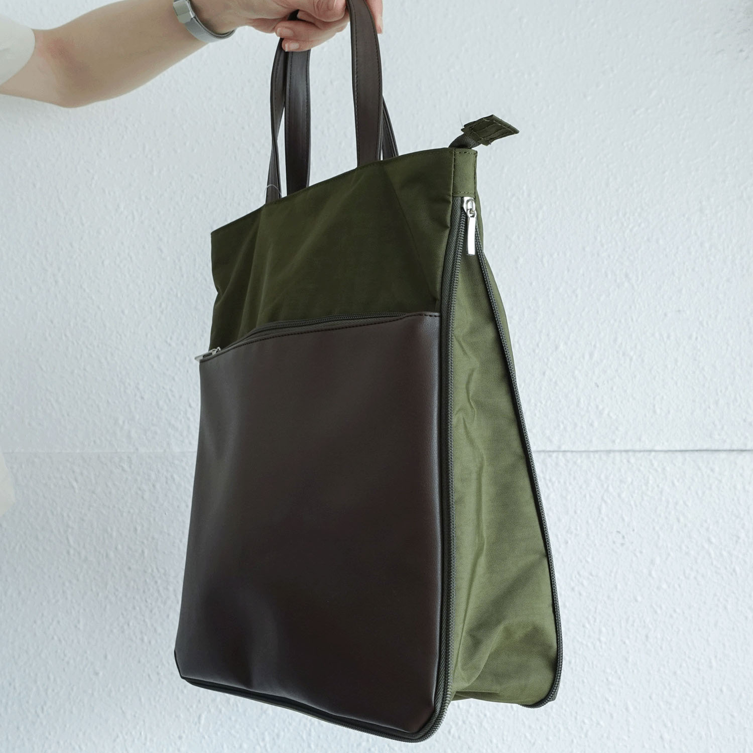 【エトワール別注色】プレーンA4拡張縦型バッグ - 画像5