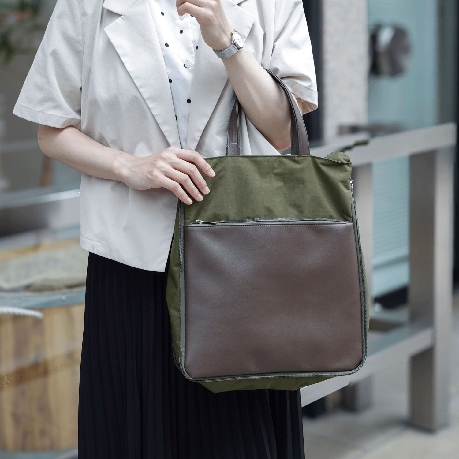 【エトワール別注色】プレーンA4拡張縦型バッグ