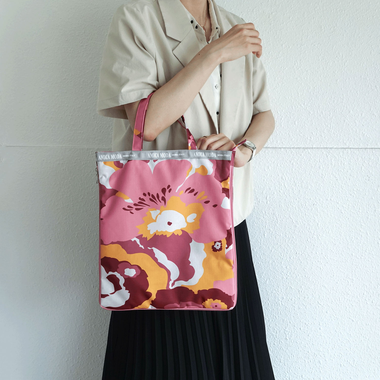 アートフラワー柄 A4拡張縦型バッグ - 画像1