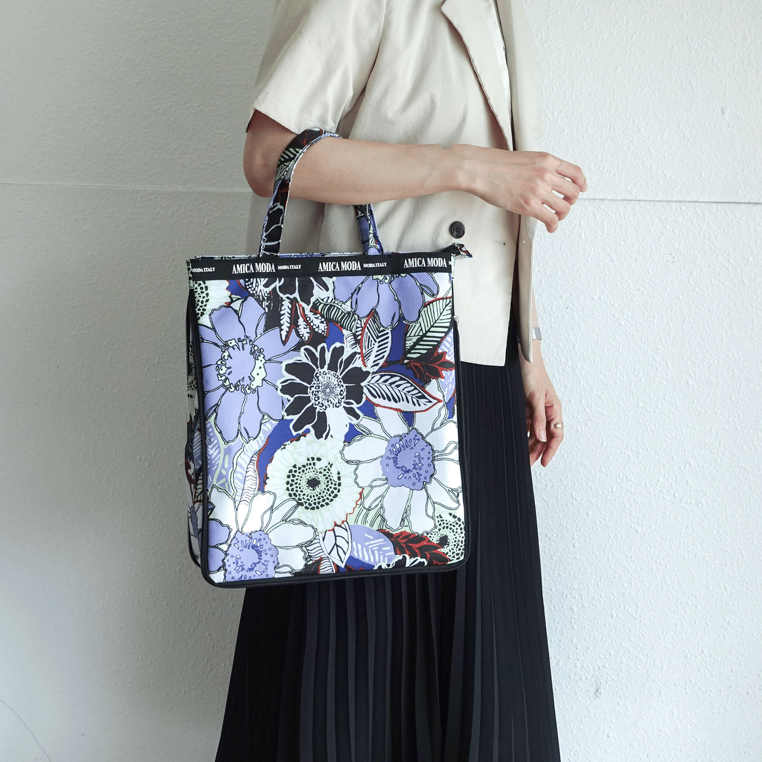 モダンフラワー柄 A4拡張縦型バッグ