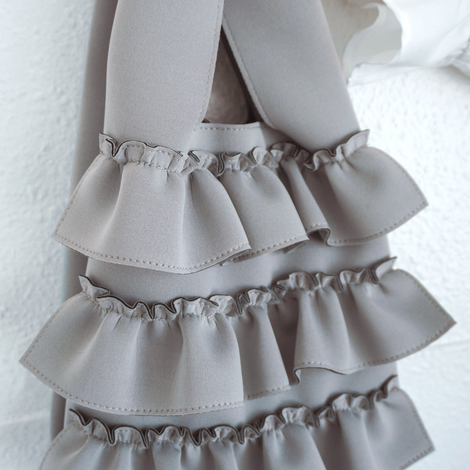 【エトワールオリジナル】ネオプレンフリルくり手バッグ - 画像4