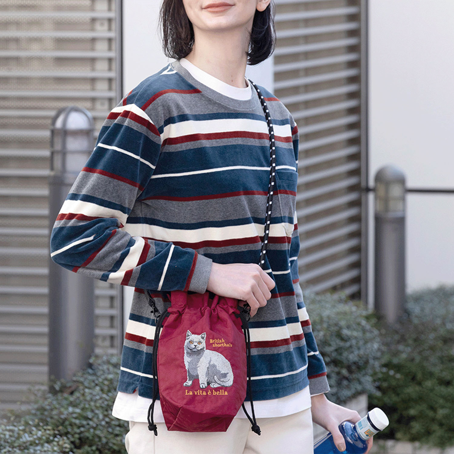 アニマル刺繍巾着ショルダーバッグ