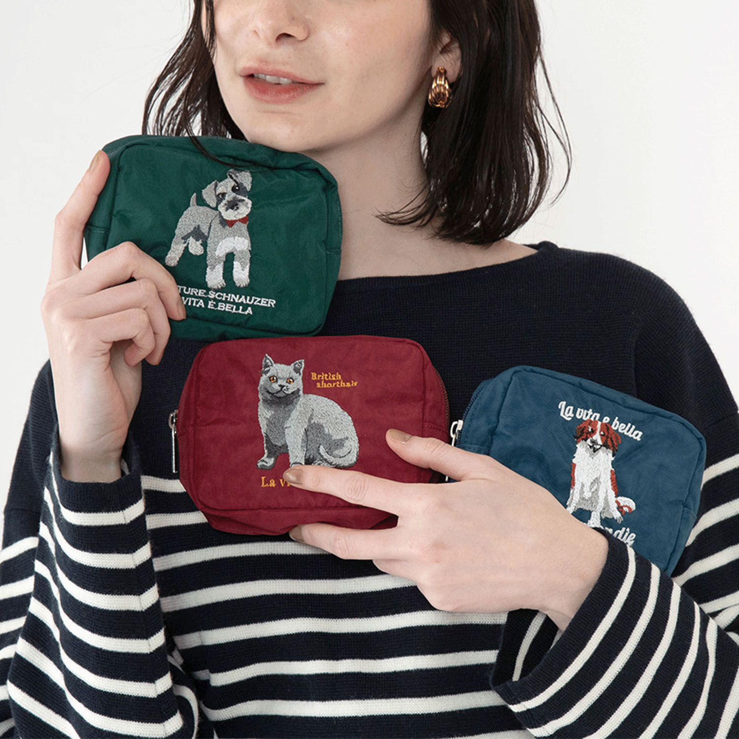 【74－00は在庫限りで終了】アニマル刺繍ポーチ