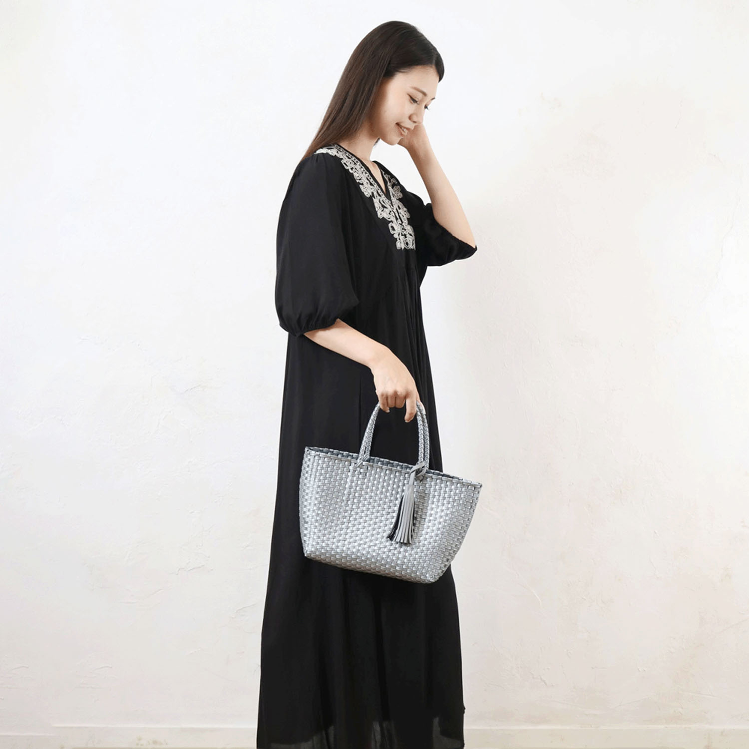 タッセル付メルカドバッグ - 画像1