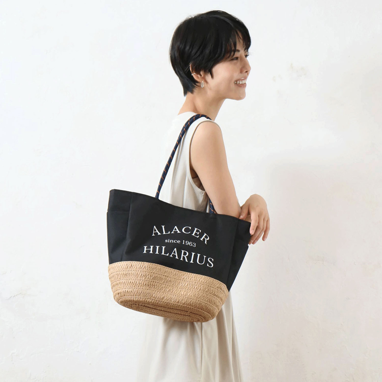 雑材パラロープハンドルロゴトートバッグ