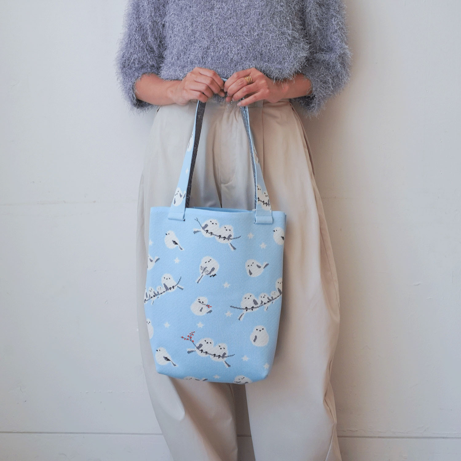 エトワールオリジナル】シマエナガ柄ニットトートバッグ - 画像2