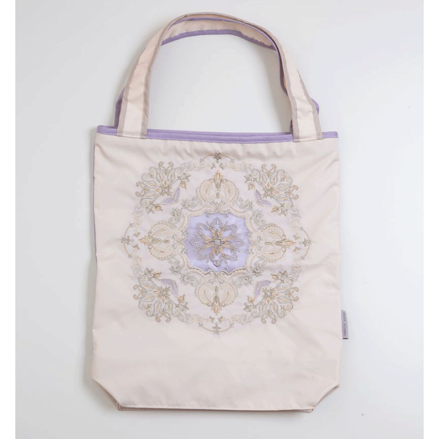 ダマスクオーガンジー刺繍 防水・撥水トートバッグ - 画像3