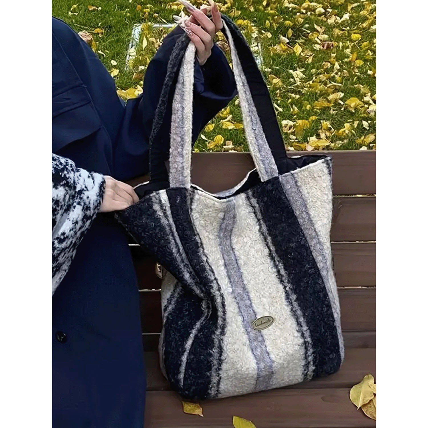 柄物ボアトートバッグ - 画像7