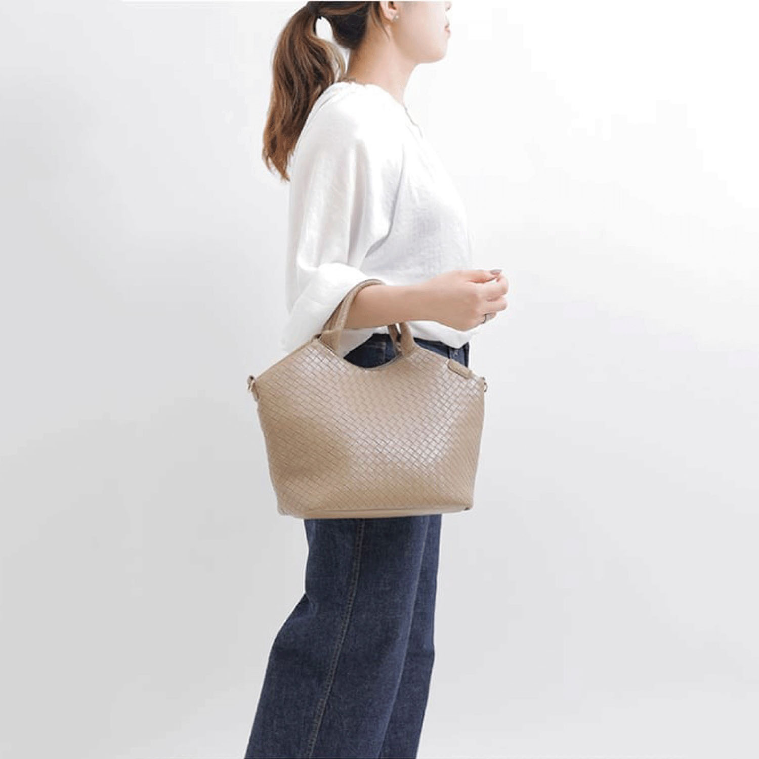 【在庫ある分で終了】Lagato Largo エンボスイントレチャート2WAYバッグ