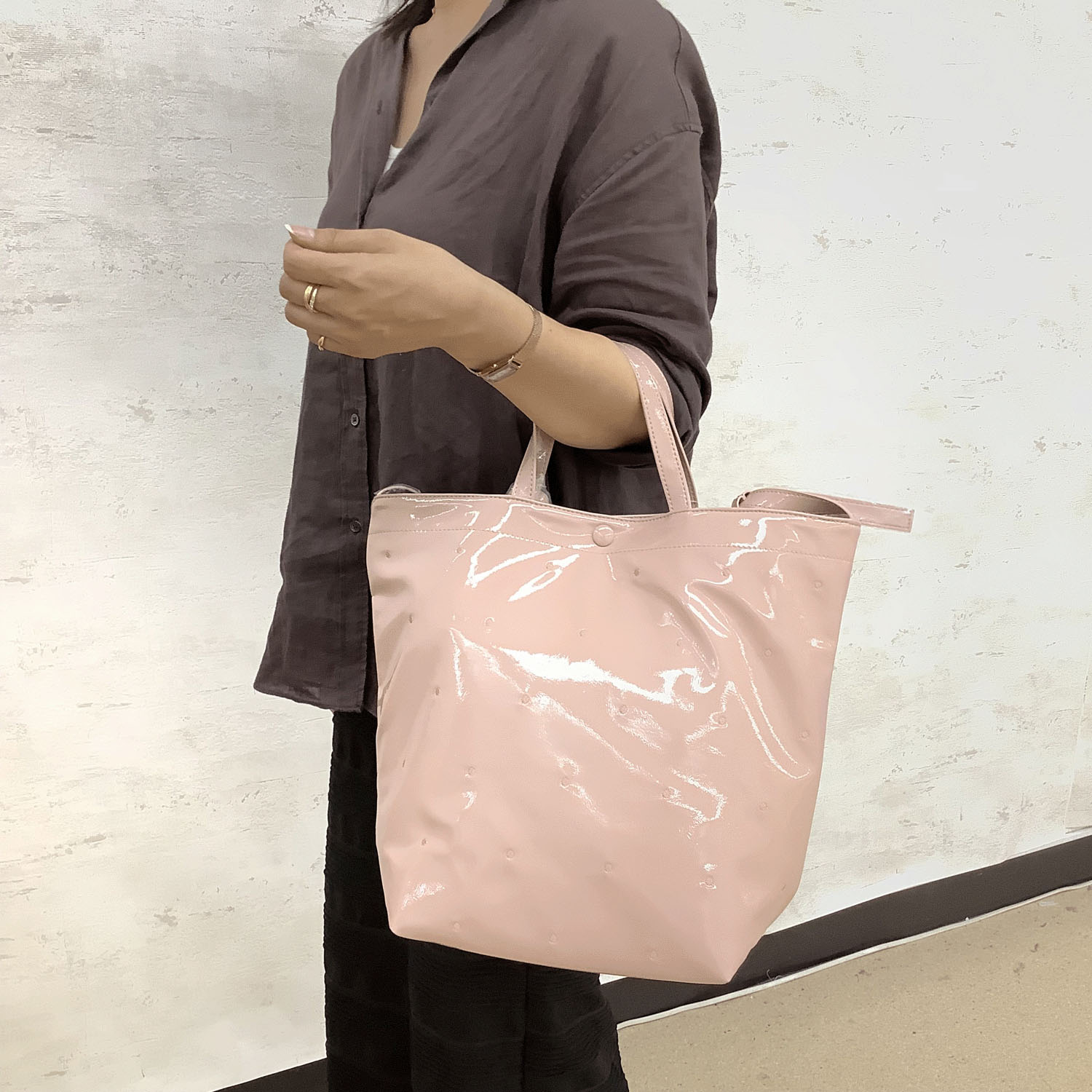 cachecache エナメルドット刺繍2WAYトートバッグ - 画像2