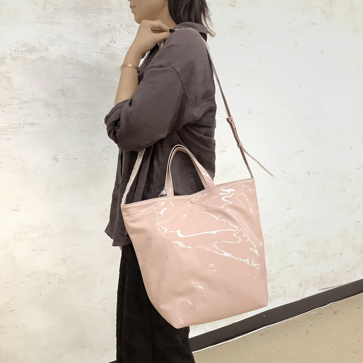 cachecache エナメルドット刺繍2WAYトートバッグ