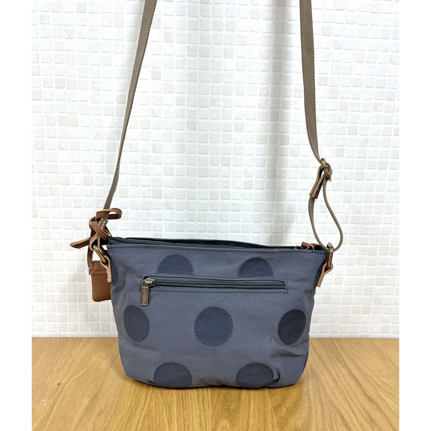 toleur ドット刺繍横型ショルダーバッグ - 画像4