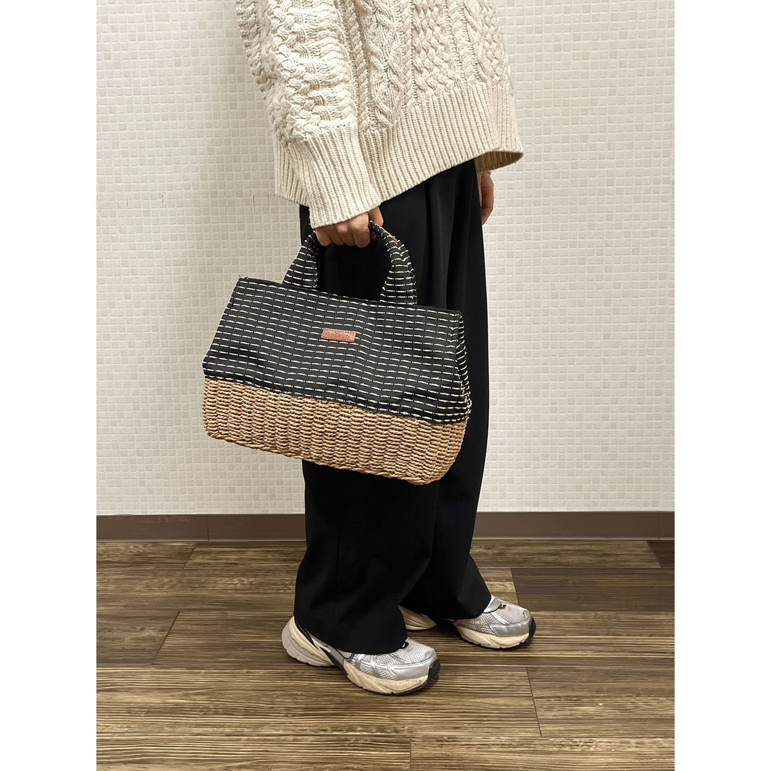 【在庫ある分で終了】toleur ペーパー編みトートバッグ