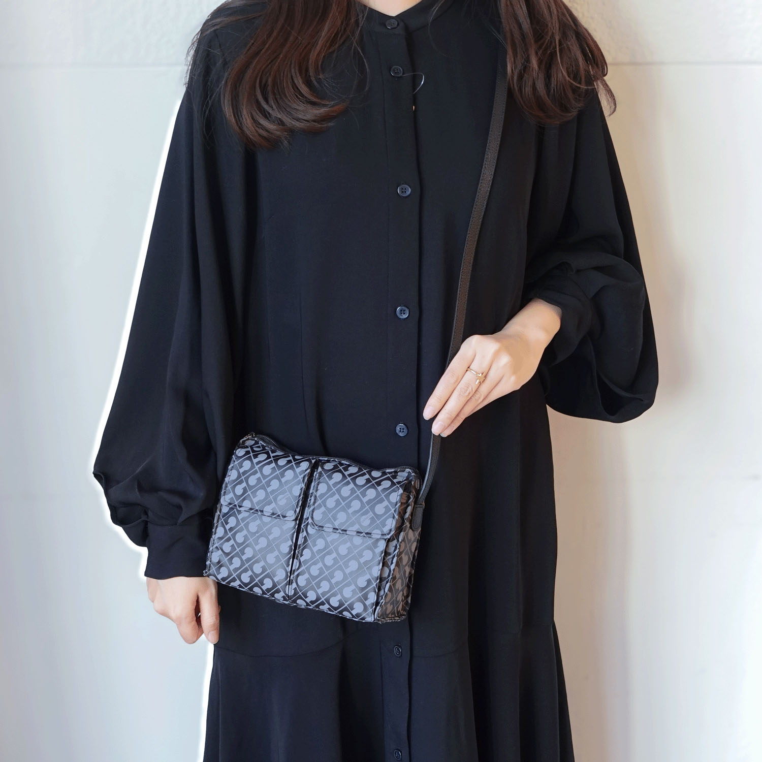 GHERARDINI SOFTY Wポケットショルダーバッグ - 画像3