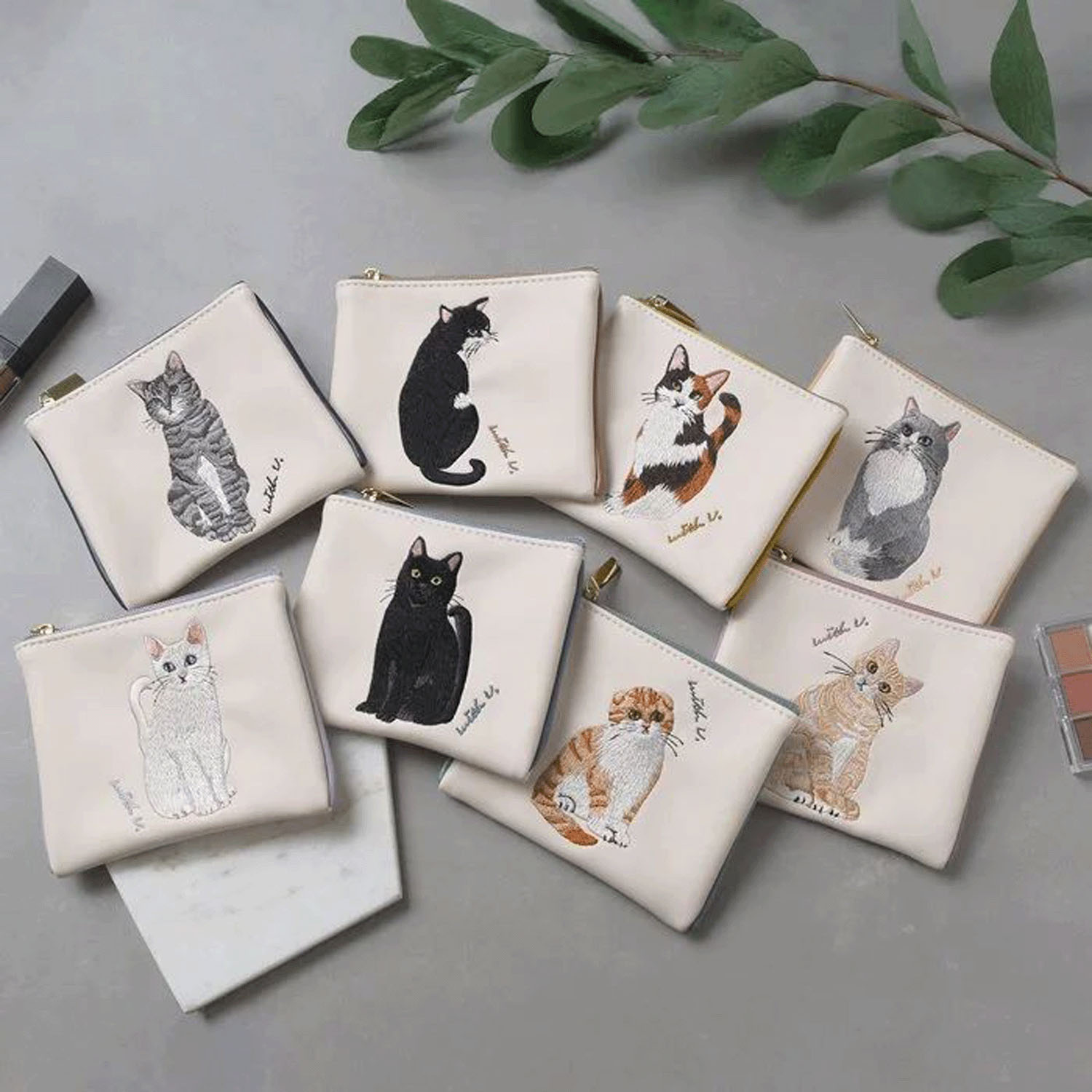 CAT CHARITY ミニフラットポーチ