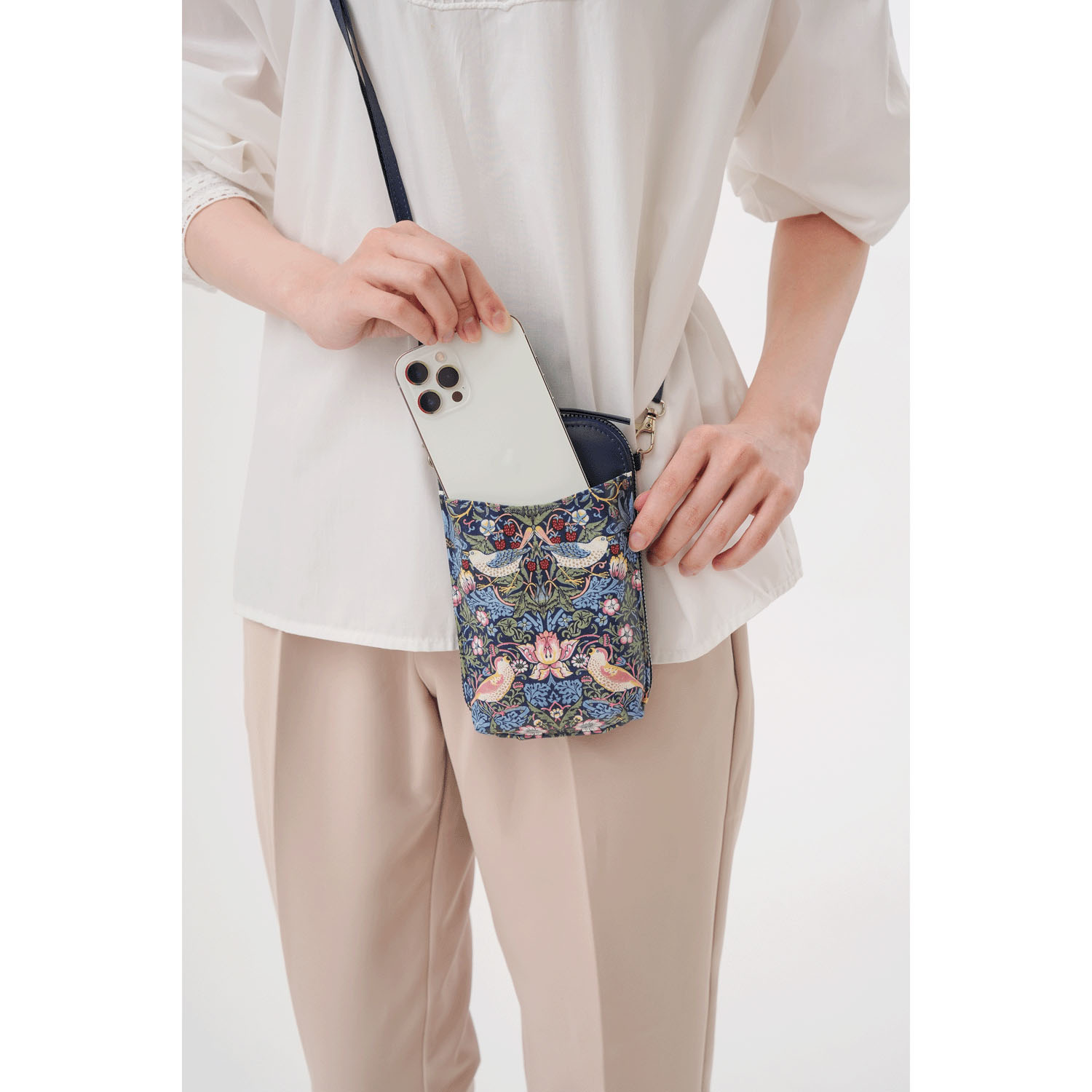 モリス てぶらポシェット