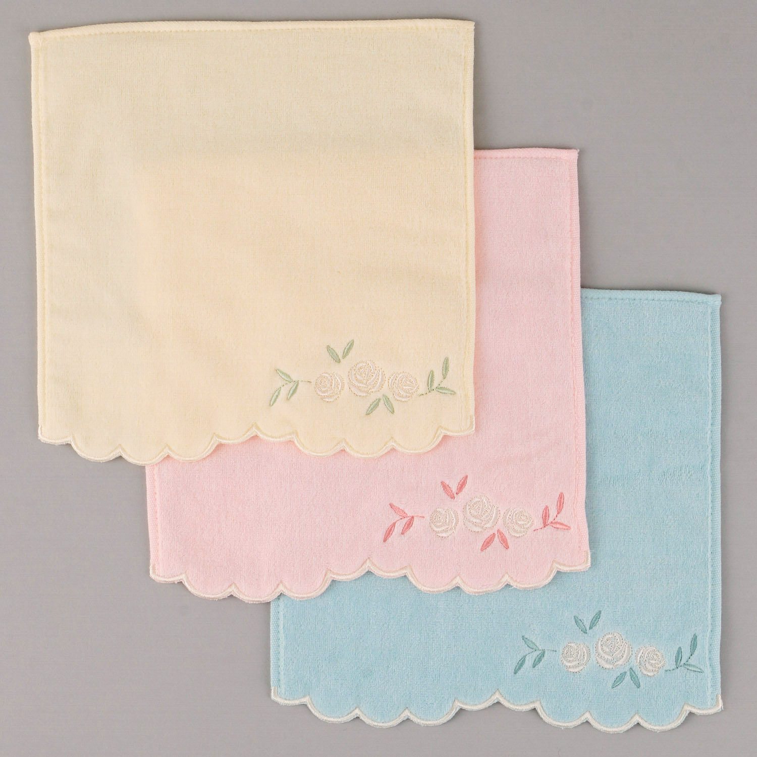 【31：次回5月下旬以降】クチュールプリュス スカラローズ ハンカチ