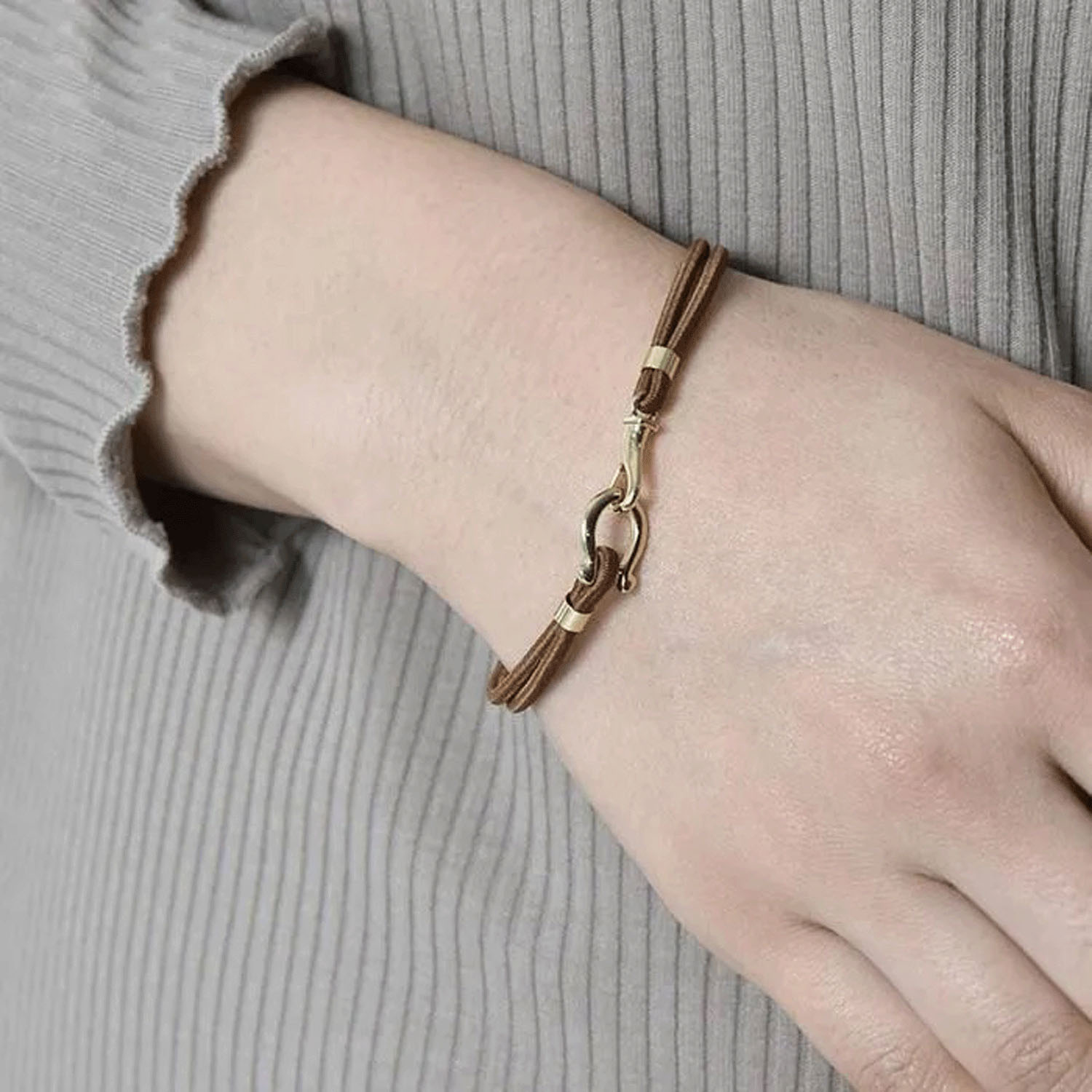 静電気軽減ヘアブレス メタルモチーフ