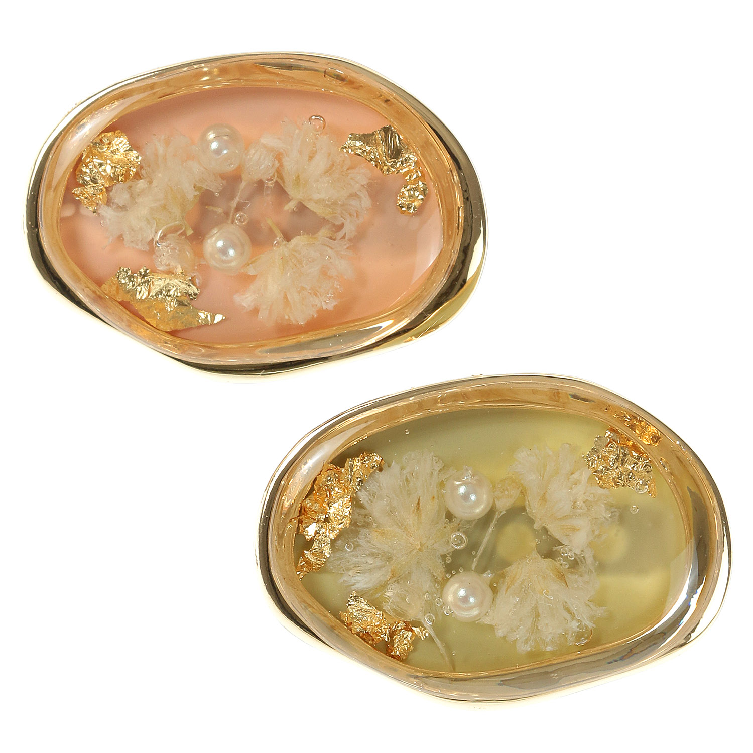 レジンブローチ