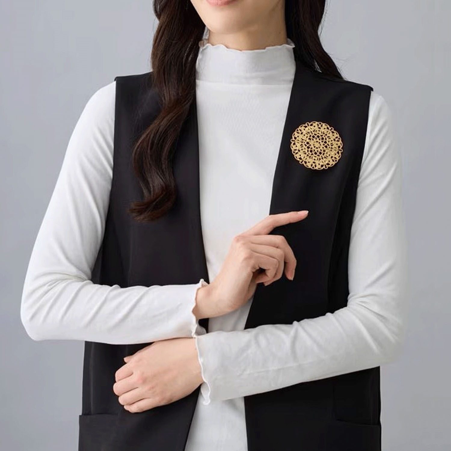 日本製 アラベスクブローチ - 画像9