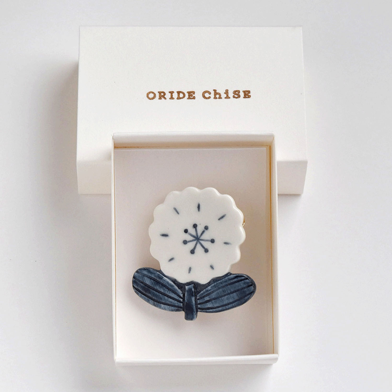 ORIDE ChiSE（おりでちせ）陶製ブローチ 花 - 画像2
