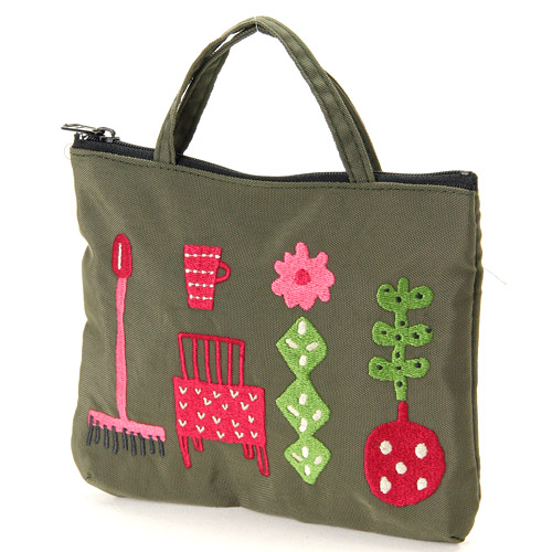 ATSUKO MATANO 刺繍ポーチホリディカーキ