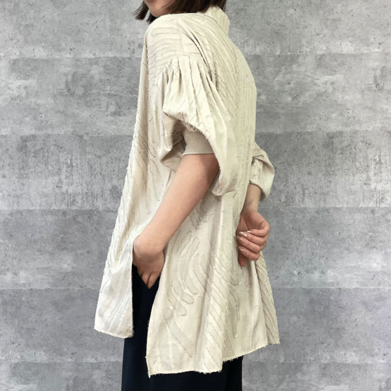 Anna Kerry オーバーサイズシャツ - 画像15