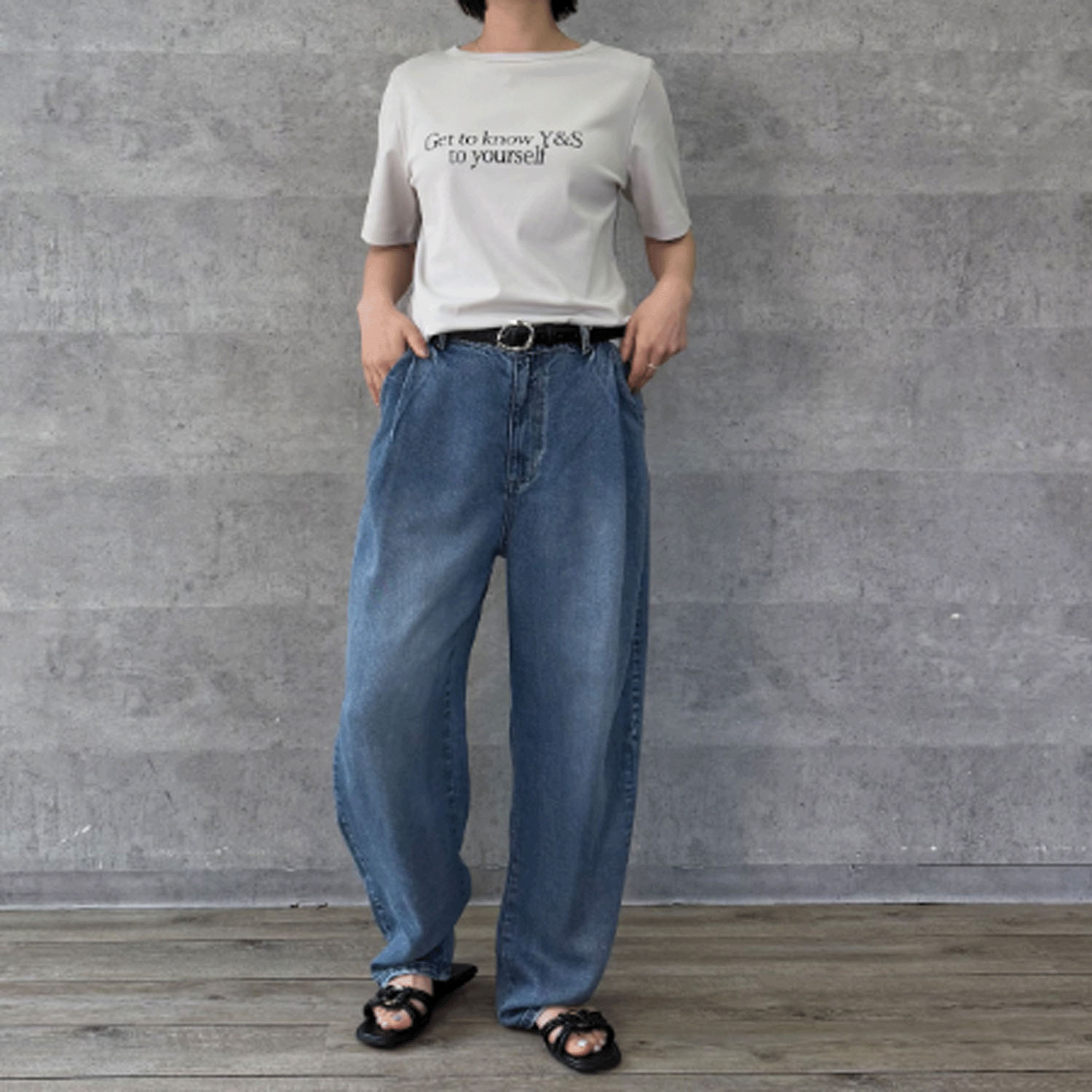 Anna Kerry フライスTシャツ - 画像14