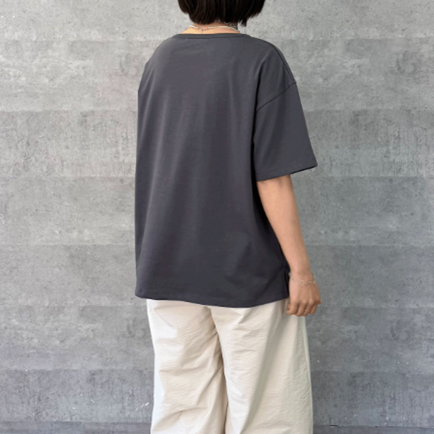 Anna Kerry ロゴTシャツ - 画像3