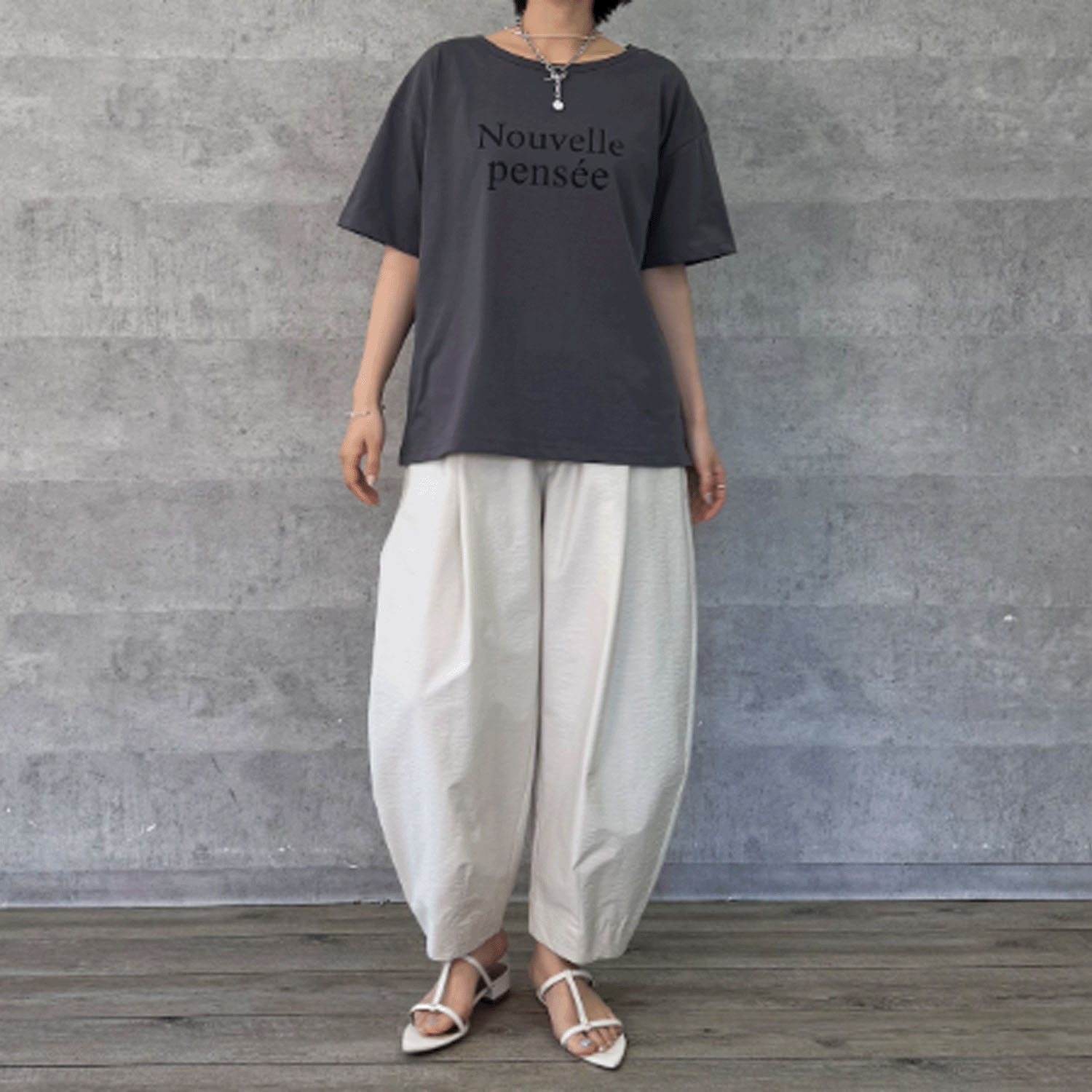 Anna Kerry ロゴTシャツ - 画像4